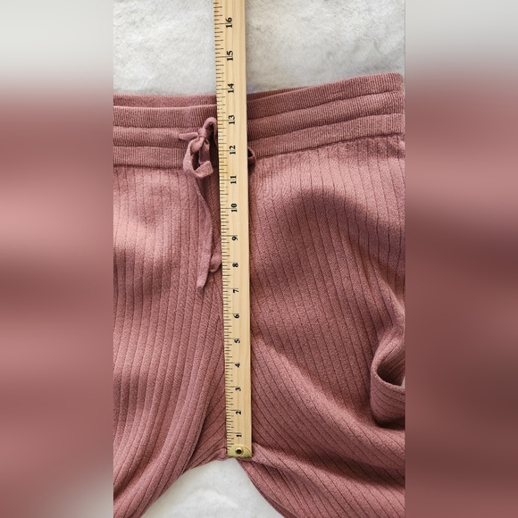 Victoria Secret knit lounge pants - Size Small - Picture 3 of 13